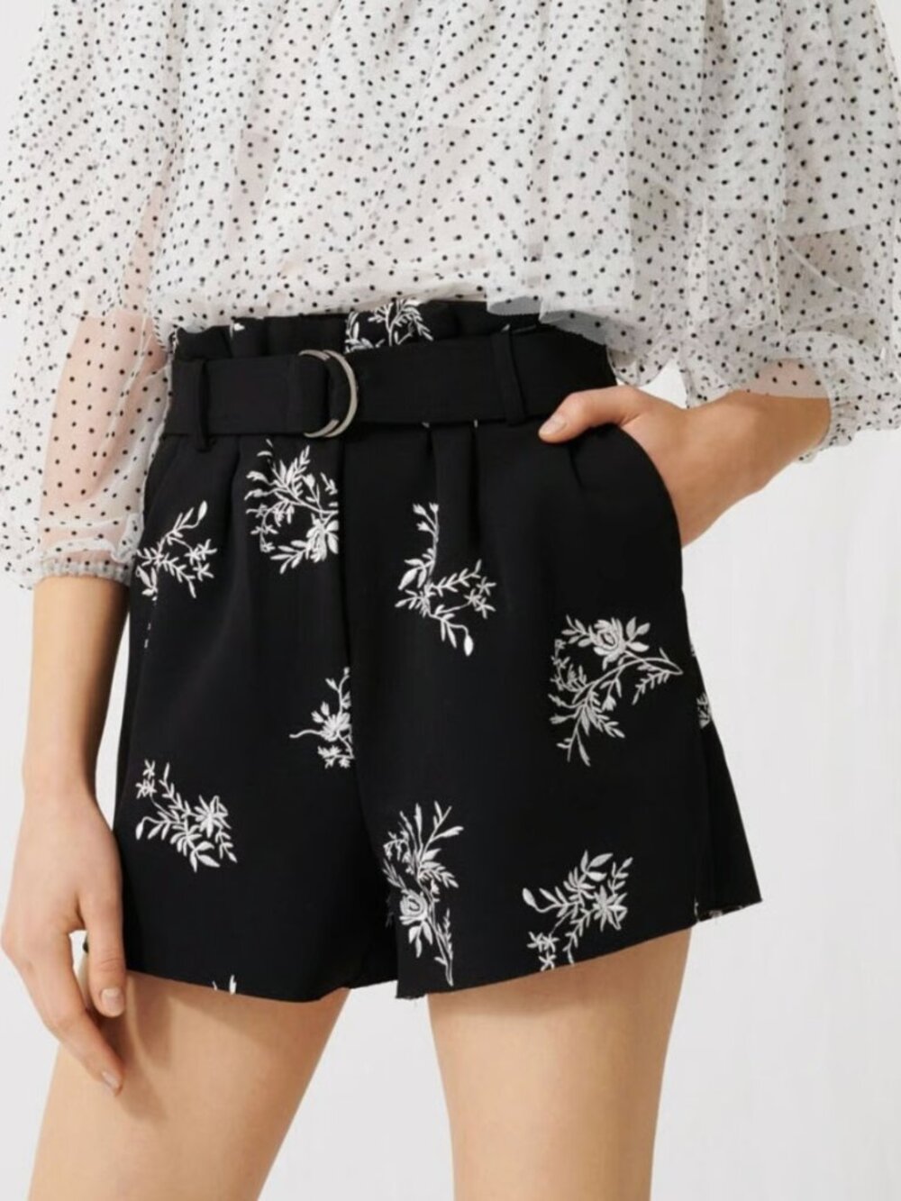 Maje Floral Embroidered Shorts EU 36|S Black